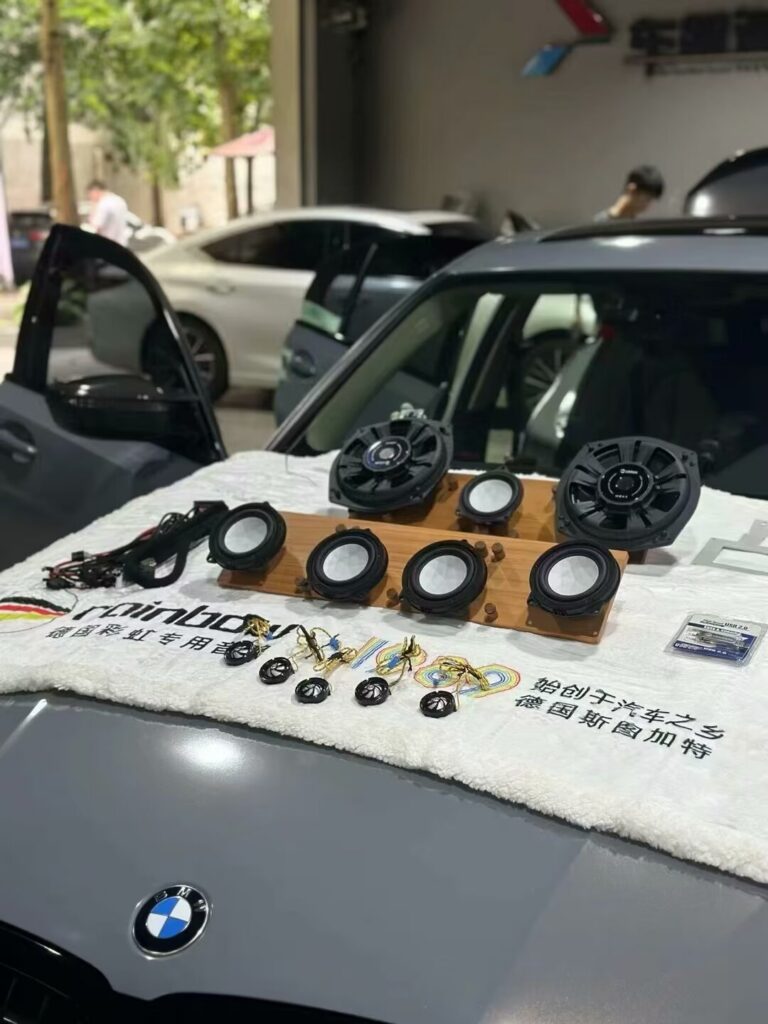 惠州宝马音响升级:彩虹宝马专用三分频+后声场两分频,这才是巴伐利亚的声学水准 psc (6)