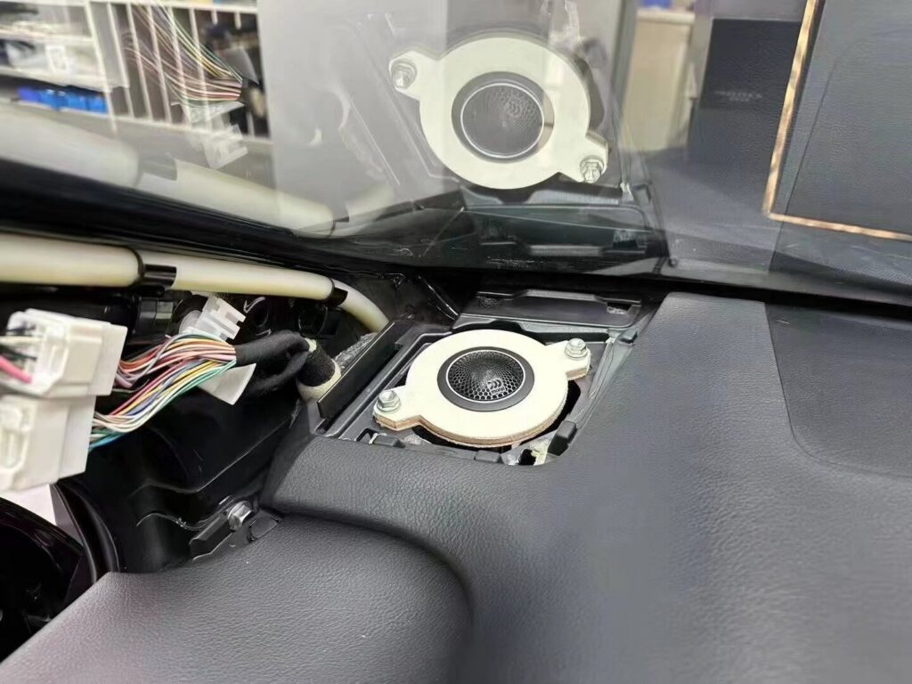 雷克萨斯RX450发烧级音响升级:摩雷海碧丽+ATI DSP,豪华SUV的音质天花板 psc (6)